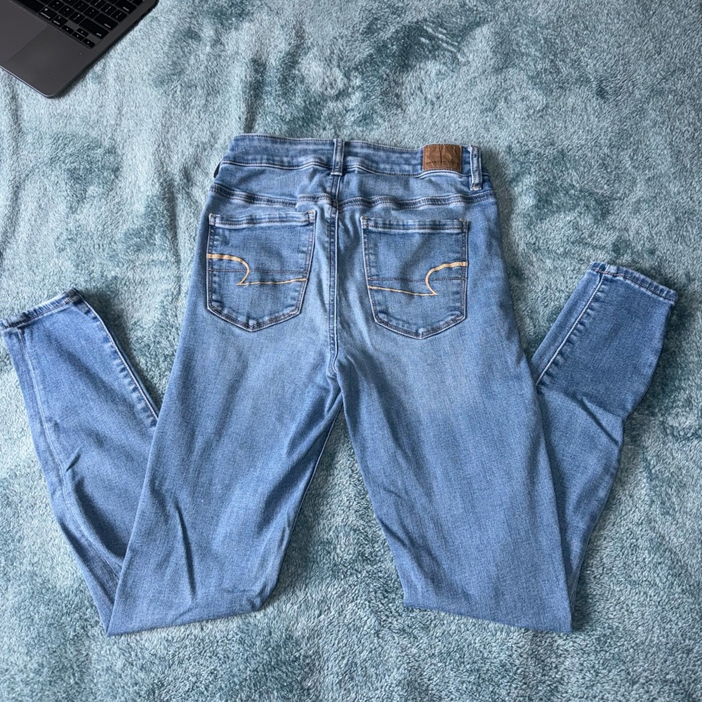 American Eagle Hi-Rise Jeggings - Picture 2 of 3